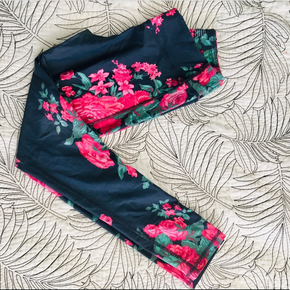 Antigua Jetsetters in Red